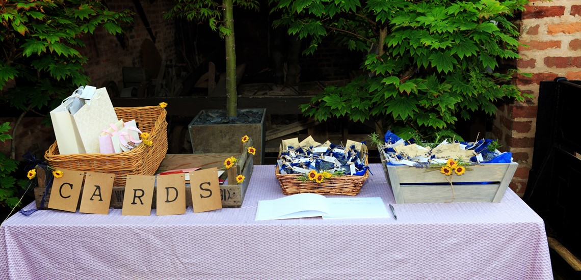 Card table at wedding